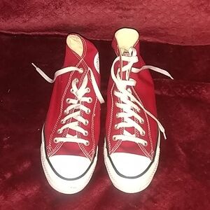 Converse Chuck Taylor Red High Tops Size 8 Mens 10 Womens